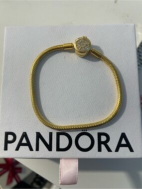 Pandora Gold Snake Chain Bracelet with Crystal Pavé Clasp